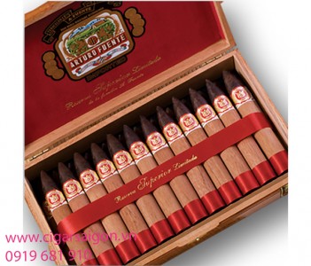 Arturo Fuente Anejo Reserva Shark #77 Cigars - Maduro Box of 20